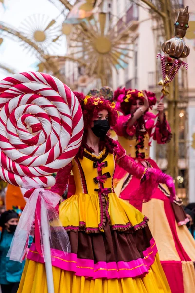 Malaga Spain Feb 2022 People Celebrating Malaga Carnival Costumes Confettis - Stock-foto