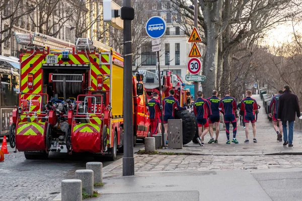 Paris France January 2022 Firefighter Team Paris City Practising Morning — стоковое фото