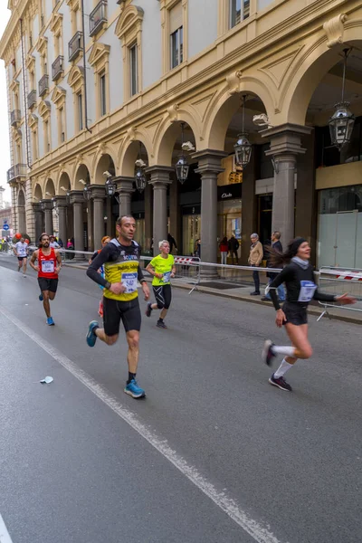 Turin Italy March 2022 Competitors Running Turin Half Marathon Held — Zdjęcie stockowe