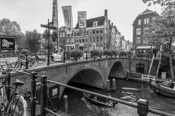 Utrecht Ptu 2021 Edifícios Tradicionais Holandeses Vista Rua Torno Dos — Fotografia de Stock