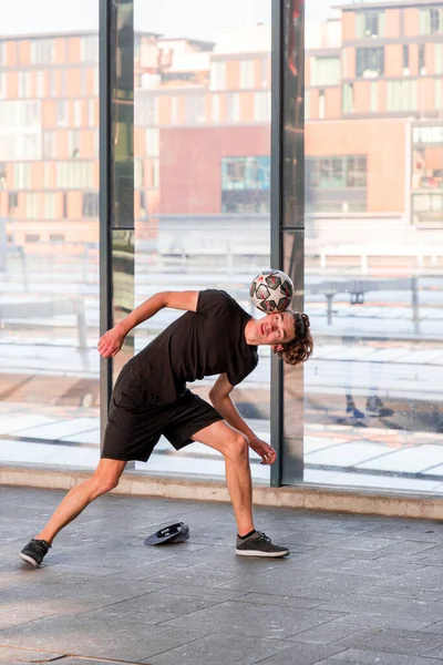 Utrecht Oct 2021 Young Dutch Performer Showing His Acrobatic Skills — Fotografia de Stock