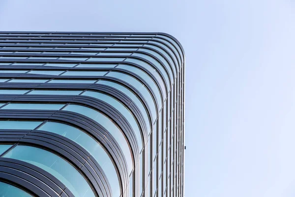 Patrón Detalle Fachada Edificio Con Capas Ventanas Detalle Urbano Moderno —  Fotos de Stock