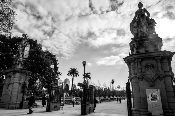 Barcelona Spain February 2022 Passeig Lluis Companys Promenade Ciutat Vella — Stockfoto