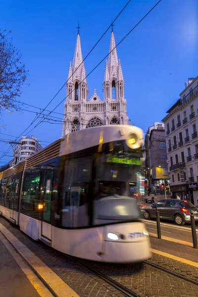 Marseille France January 2022 Tram Passing Eglise Saint Vincent Paul — Stockfoto