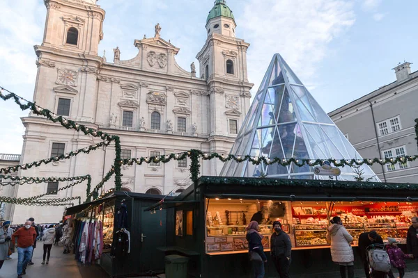 Salzburg Austria December 2021 Christmas Market Front Salzburg Cathedral Salzburg —  Fotos de Stock