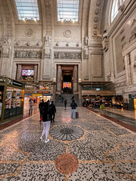 Milan Italy March 2022 Architectural Detail Milano Centrale Main Railway —  Fotos de Stock