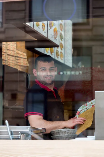 Milan Italy March 2022 Turkish Restaurant Kebab Place Serving Traditional — Stockfoto