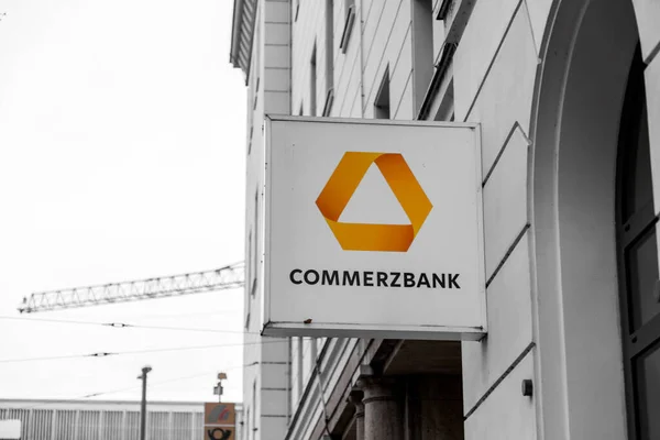 Μόναχο Γερμανία Δεκ 2021 Υποκατάστημα Της Commerzbank Στο Μόναχο Μεγάλης — Φωτογραφία Αρχείου