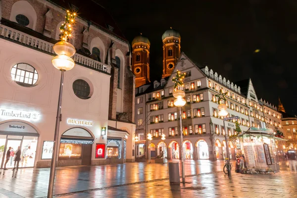 Munich Germany Dec 2021 Night View Marienplatz Illuminated Christmas Lights — Foto de Stock