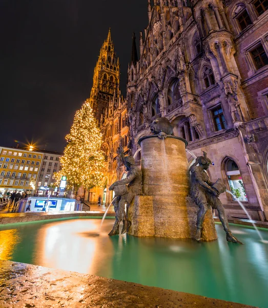 Munich Germany December 2021 Fischbrunnen Fish Fountain Neue Rathaus Munich — Fotografia de Stock