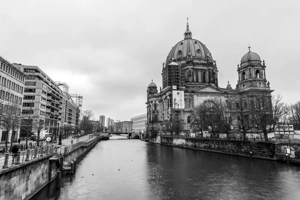 Berlin Deutschland Dezember 2021 Außenansicht Des Berliner Doms Der Spree — Stockfoto