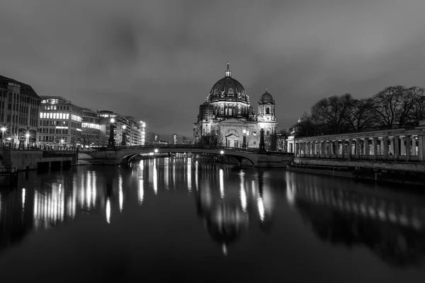 Berlin Deutschland Dezember 2021 Außenansicht Des Berliner Doms Der Spree — Stockfoto