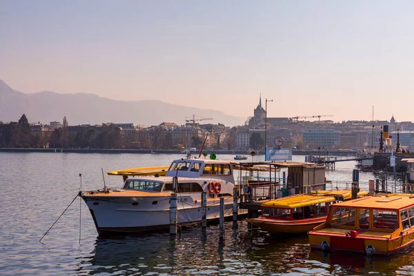 Geneva Switzerland March 2022 Scenic View Geneva Lake Bay Geneva — Stock Photo, Image