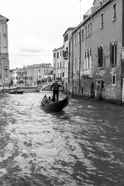 Benátky Itálie Dubna 2022 Krásné Kanály Tradiční Benátské Stavby Benátkách — Stock fotografie