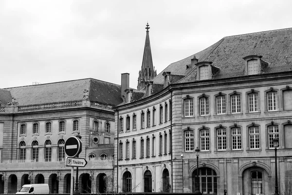 2022年1月23日 フランス メッツ市内の通りの景色と典型的なフランスの建物 — ストック写真