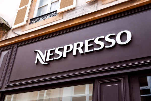 Metz Francia Enero 2022 Señalización Tienda Nespresso Metz Francia — Foto de Stock