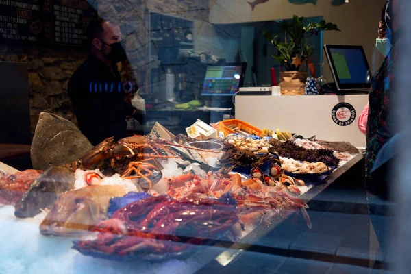 Жирона Каталония Испания Feb 2022 Рыба Морепродукты Продаются Магазине Жироне — стоковое фото