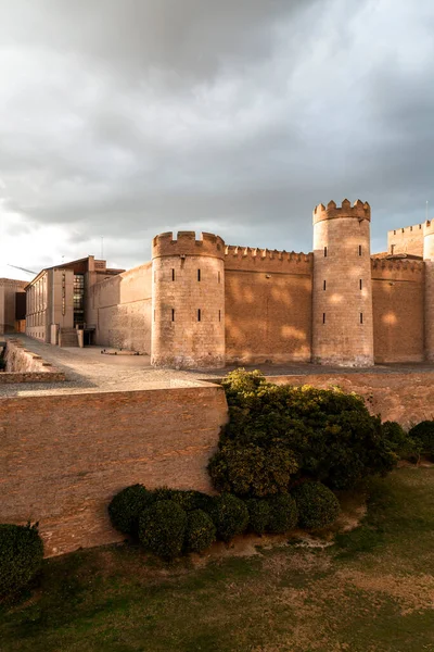 Saragossa Hiszpania Feb 2022 Pałac Aljaferia Średniowieczny Pałac Obronny Zbudowany — Zdjęcie stockowe