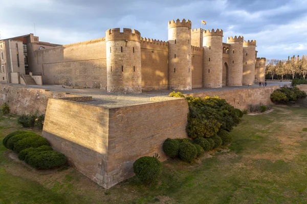 Zaragoza Spanien Februar 2022 Der Aljaferia Palast Ist Ein Befestigter — Stockfoto