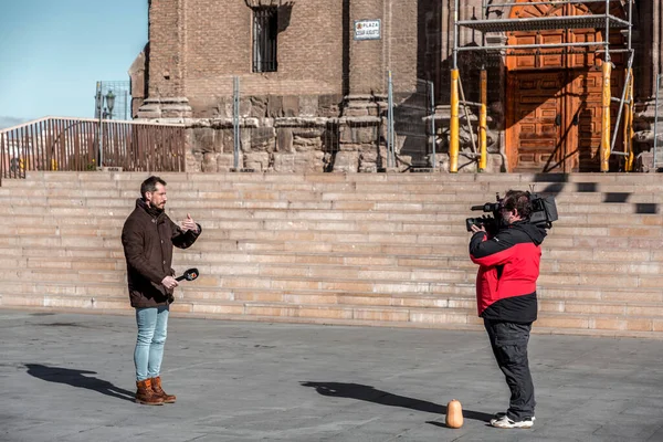 Saragossa Spanien Februar 2022 Nachrichtenreporter Von Aragon Einem Lokalen Fernsehsender — Stockfoto