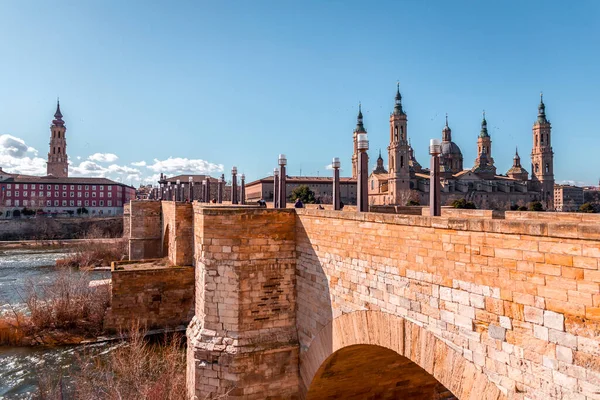 Zaragoza Spanien Februari 2022 Stenbron Puente Piedra Spanska Över Floden — Stockfoto