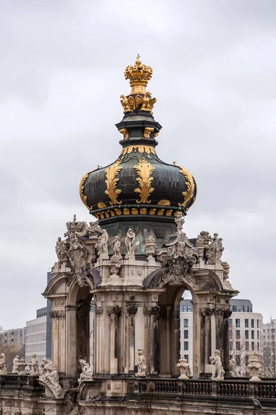Коронні Ворота Золотими Прикрасами Резиденції Дрездені Столиці Саксонії Німеччина — стокове фото