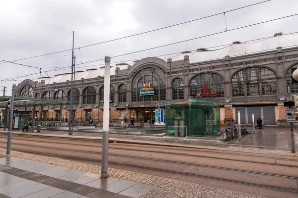Dresde Allemagne Décembre 2021 Dresde Hauptbahnhof Est Grande Gare Passagers — Photo