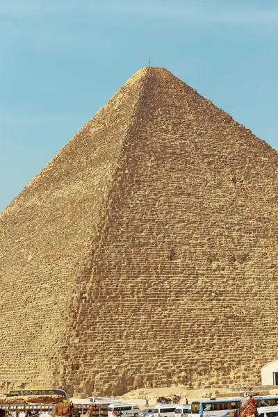 Pyramidy Cheops v egyptské pouště — Stock fotografie