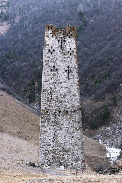 Torres de Ingushetia. Arquitectura antigua y ruinas — Foto de Stock