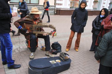 sokak müzisyeni arbat sokak Moskova üzerinde oynama