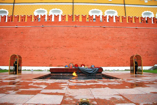 La tumba del Soldado Desconocido en la pared del Kremlin —  Fotos de Stock