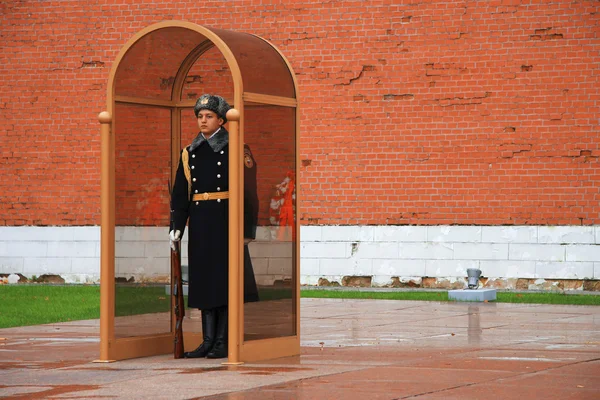 O túmulo do soldado desconhecido na parede do Kremlin — Fotografia de Stock