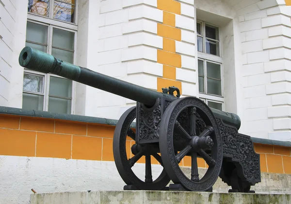 Antik topçu toplar Moskova Kremlin, Rusya Federasyonu — Stok fotoğraf