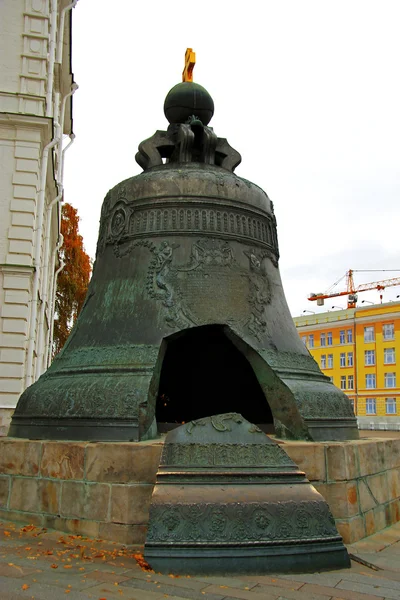 Zar Bell en el Kremlin de Moscú. Monumentos rusos — Foto de Stock