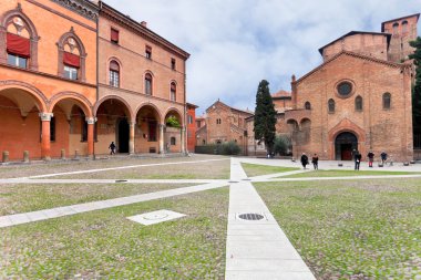Via santo stefano ve Bologna sonbahar günü Yedi Kiliseler