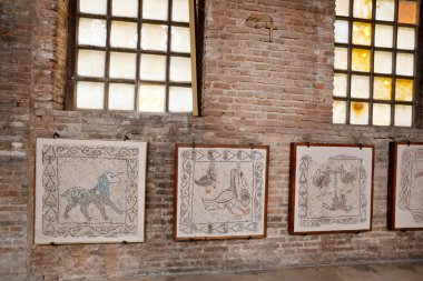 ravenna Kilisesi Bizans mozaik parçaları