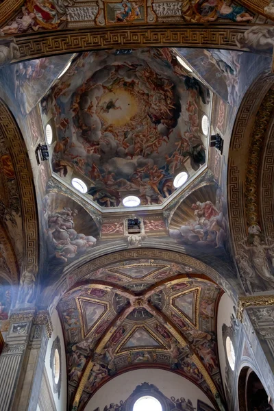 Painted ceiling of Parma Cathedral — Stock Photo, Image