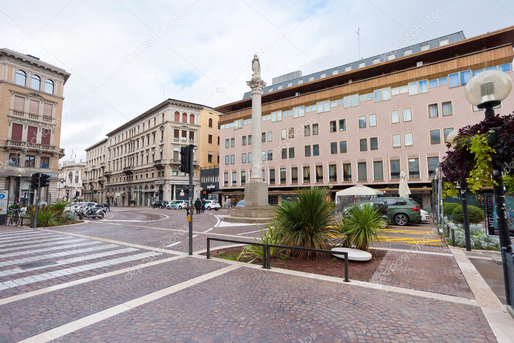Corso Garibaldi Giuseppe à Padoue Italie En Journée D