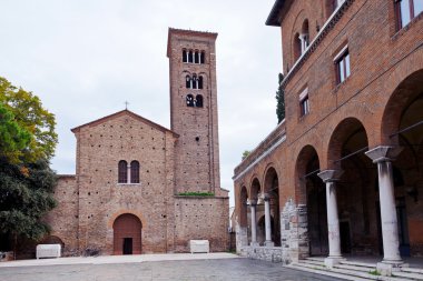 Ravenna st.francis Bazilikası'nın önden görünümü
