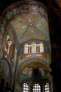 basilica san vitale Ravenna içinde yeşil tavan Mozaik