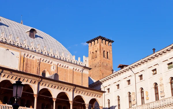 Wall of palazzo della ragione in Padua — Stock Photo, Image