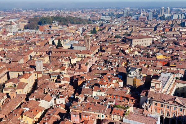 Vue aérienne des oiseaux depuis la tour Asinelli à Bologne — Photo