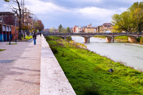 View of bridge through Parma stream, Italy — Stock Photo, Image