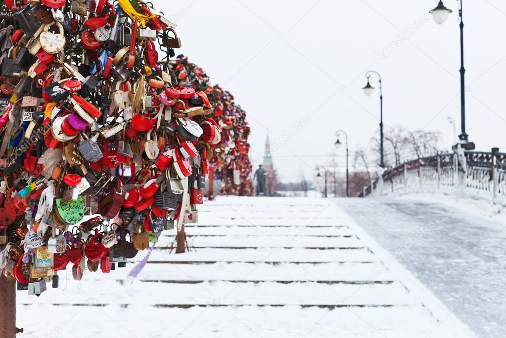 Love Tree on Luzhkov bridge in Moscow