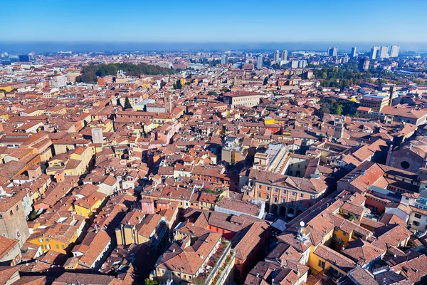 Visa från asinelli tower i bologna city — Stockfoto