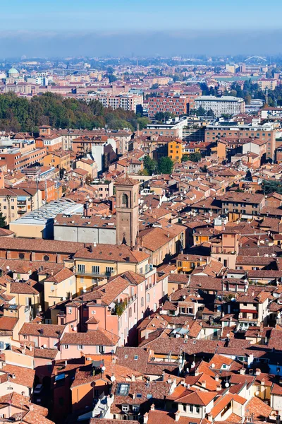 Vista del casco antiguo desde la torre Asinelli en Bolonia — Foto de Stock