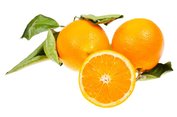 Trei portocale izolate pe alb — Fotografie, imagine de stoc
