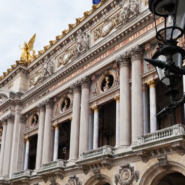 Paris Opera Binası