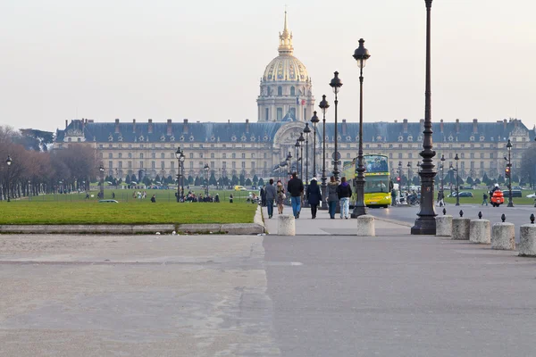 Widok z hotelu des invalides w Paryżu — Zdjęcie stockowe