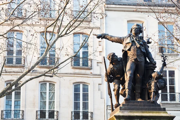 パリでダントンの銅像 — ストック写真